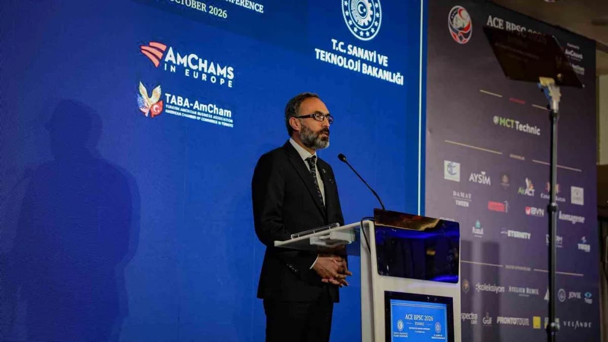 İstanbul'da düzenlenen ACE BPSC 2026 Konferansı'nda konuşan Sanayi ve Teknoloji Bakanı ve Ticaret Bakanı