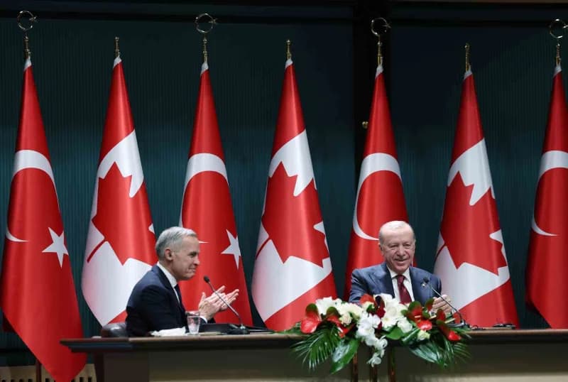 Bugünkü yeni Savunma sanayi işbirliği anlaşmasının Kanada ve Türk şirketleri bir araya getireceğini,
