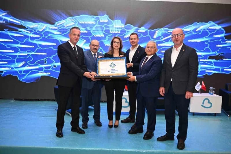 Türkiye’nin Kent Konseyleri Balıkesir’de buluştu