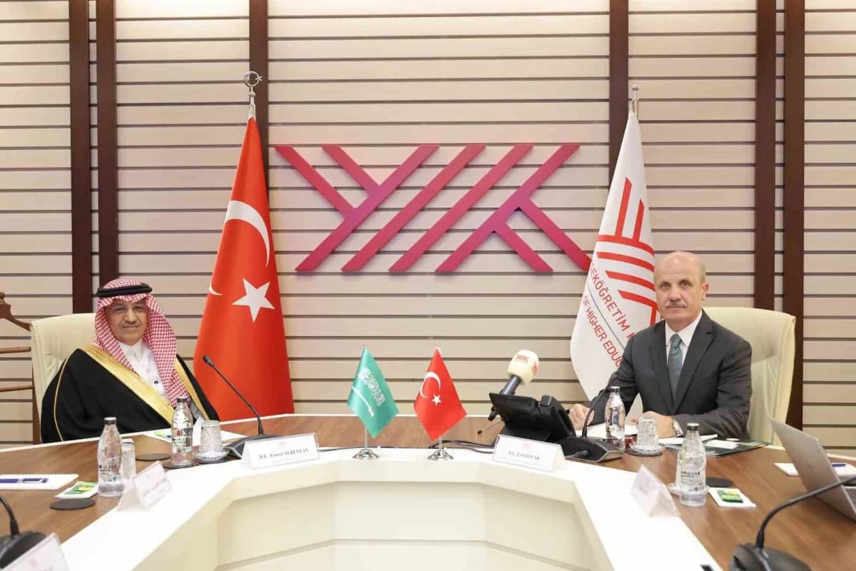 Türkiye ve Suudi Arabistan yükseköğretim iş birliği görüşmesi Ankara'da yapıldı
