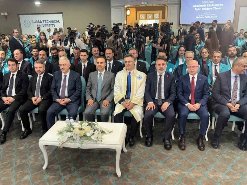 Sanayi ve Teknoloji Bakanı Mehmet Fatih Kacır, Bursa Teknik Üniversitesi’nde yaptığı konuşmada Türki