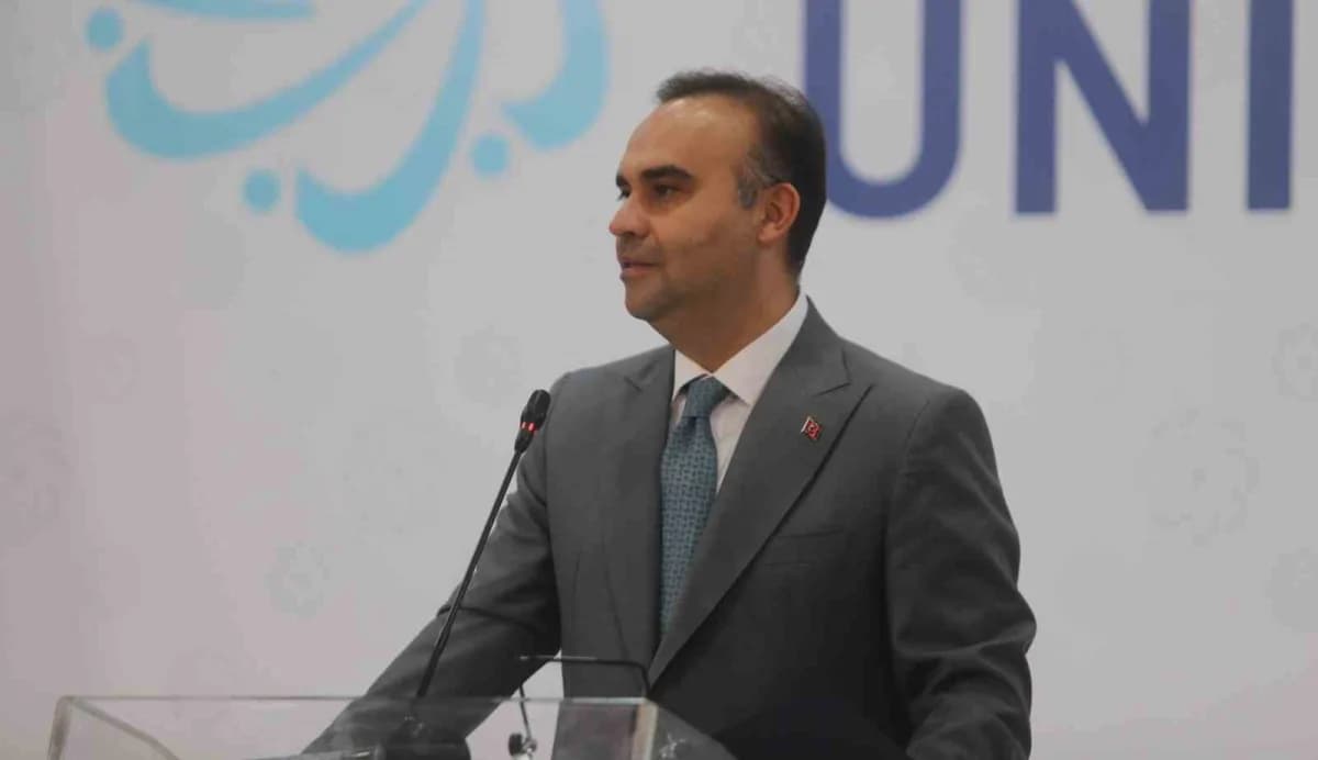 Sanayi ve Teknoloji Bakanı Mehmet Fatih Kacır, konuşma yaptı.