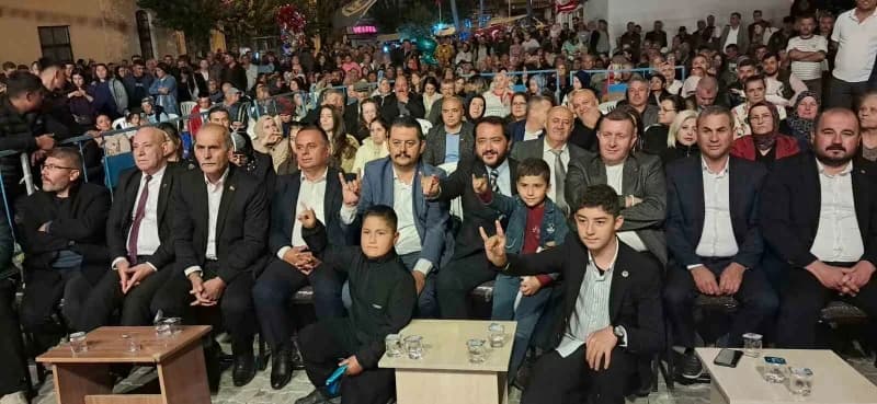 Denizli’nin Güney ilçesi, müzik ve coşku dolu bir geceye ev sahipliği yaptı. Ülkü Ocakları Eğitim ve Kültür Vakfı Güney