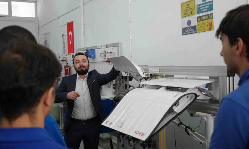 Ankara’nın Kızılcahamam ilçesinde bulunan TUSAŞ Şehit Hakan Gülşen Mesleki ve Teknik Anadolu Lisesi,
