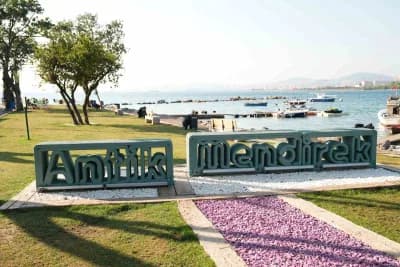 Tuzla’da 2 bin yıllık Antik Mendirek’in düzenlenmiş yürüyüş parkuru ve yeşil alanları
