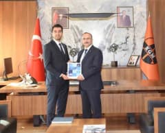 Tuzla Belediye Başkanı Eren Ali Bingöl Ankara’da ulaşım projeleri için bakanlık yetkilileriyle görüşüyor