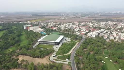 Antalya’da düzenlenen 77. Uluslararası Uzay Kongresi’nde katılımcılar ve astronotlar bir arada