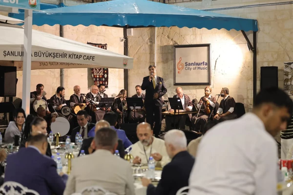 UNESCO Müzik Şehirleri Toplantısı, Tarihi Barutçu Hanı’nda Sıra gecesiyle sona erdi