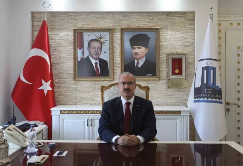 Çanakkale Valisi Ömer Toraman