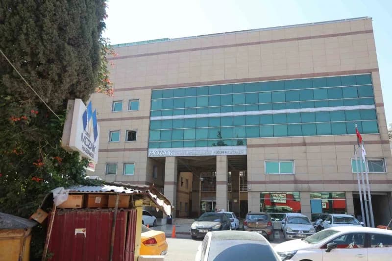 Özel Mozaik Hastanesi (Arşiv)