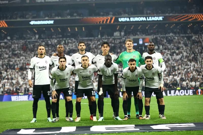 Beşiktaş Teknik Direktörü Vincenzo Italiano, Crystal Palace maçında 8 değişiklik yaptı