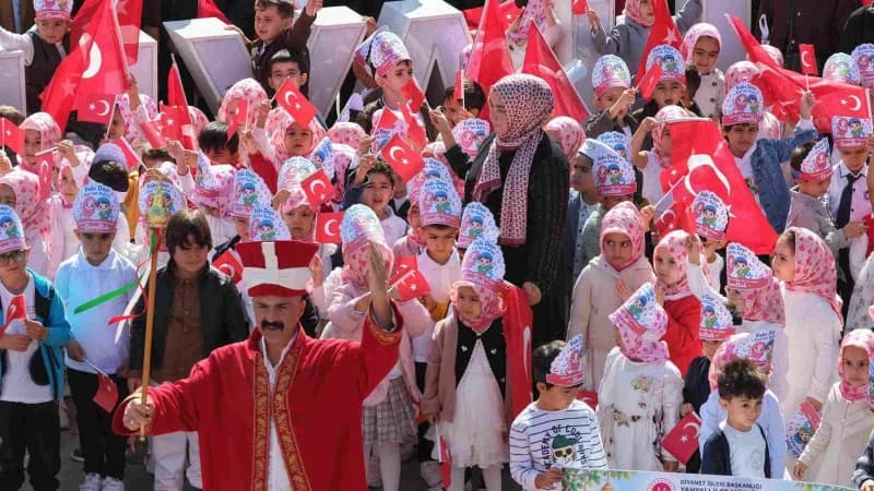 Yahyalı Belediyesi Ve Yahyalı İlçe Müftülüğü iş birliğiyle, Osmanlı’dan günümüze uzanan köklü geleneklerden Âmin Alayı V