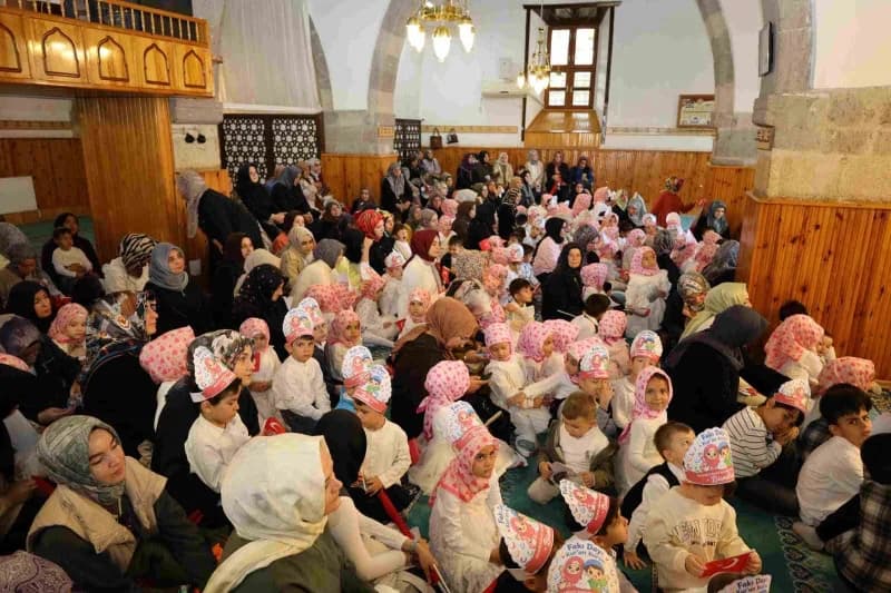 Yahyalı Belediyesi Ve Yahyalı İlçe Müftülüğü iş birliğiyle, Osmanlı’dan günümüze uzanan köklü geleneklerden Âmin Alayı V