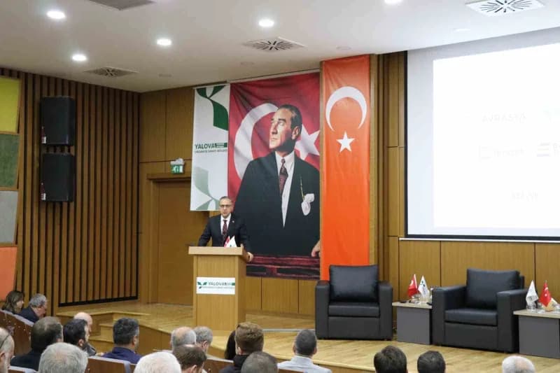 Yalova’nın Sanayi, Ekonomi, tersanecilik ve tarım alanlarındaki gelişiminin ele alındığı Yalova Ekonomi Zirvesi, Yalova