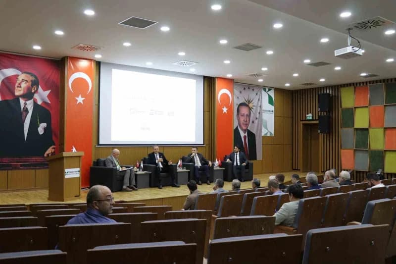 Yalova’nın Sanayi, Ekonomi, tersanecilik ve tarım alanlarındaki gelişiminin ele alındığı Yalova Ekonomi Zirvesi, Yalova