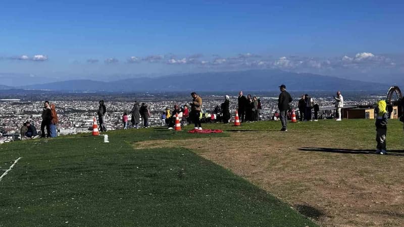 Sakarya'da geçtiğimiz hafta etkili olan kuvvetli yağış ve sel felaketinin ardından güneşin yüzünü göstermesini fırsat bi