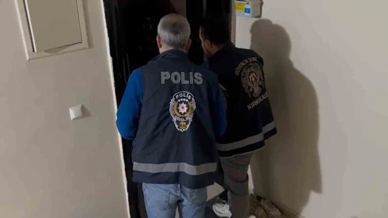 Kırıkkale merkezli 8 ilde yasa dışı bahis faaliyetlerine yönelik düzenlenen operasyonda 21 şüpheliden 18'i gözaltına alı