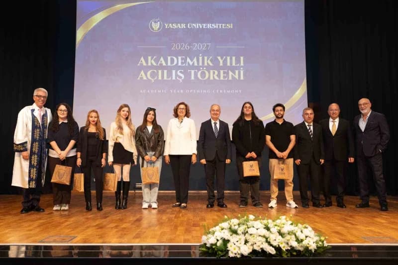 Yaşar Üniversitesi Selçuk Yaşar Kampüsü’nde 2026-2027 akademik yıl açılış töreninden bir kare
