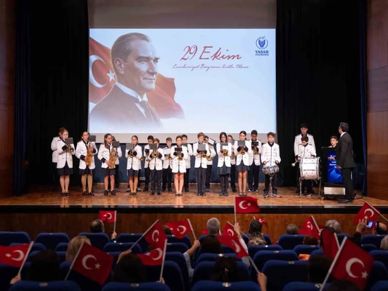 Cumhuriyet’in 103’üncü yılı kutlamaları kapsamında Yaşar Üniversitesi Tiyatro Topluluğu Oratoryosu "