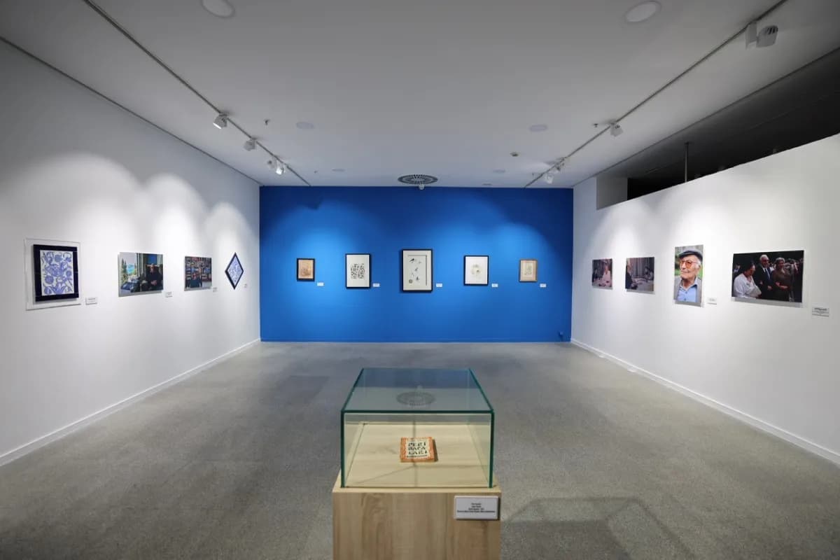Küçükçekmece’de Yaşar Kemal’e ithaf edilen kültür sanat sergisinden sanat eserleri ve açılış etkinliği
