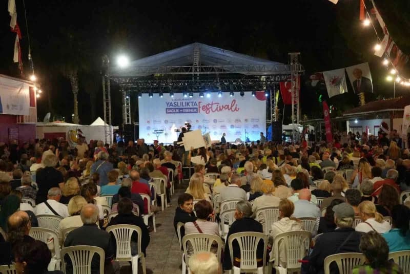 Kepez Belediyesi tarafından bu yıl ikincisi düzenlenen Uluslararası Yaşlılıkta Sağlık ve Esenlik Festivali, "Bir Ömürden
