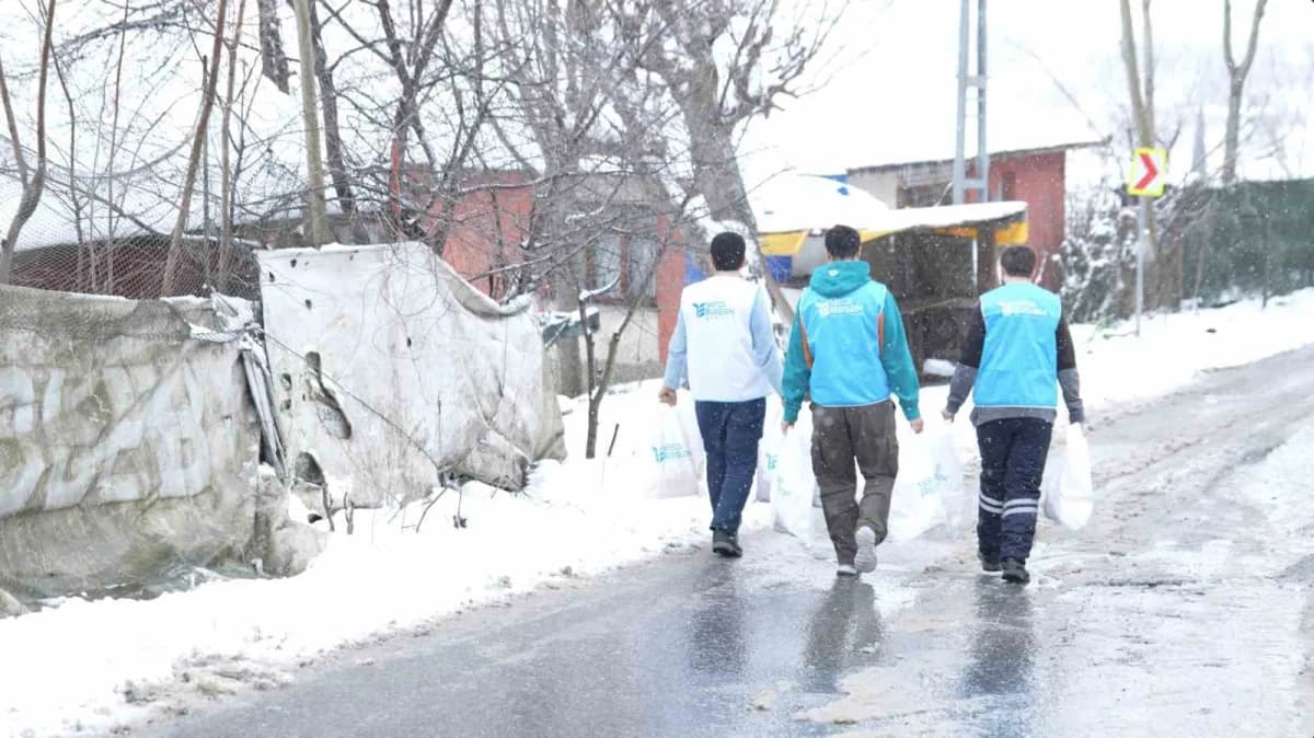 Yedi Başak İnsani Yardım Derneği, "Kalbini Isıt" projesiyle Kış döneminde Türkiye, Gazze, Suriye, Ye