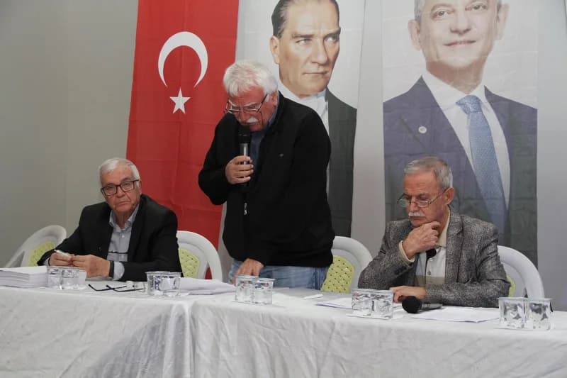 YENİ Parti Kula İlçe Teşkilatı’nın 1. Olağan Kongresi, Yunus Emre Kültür Merkezi’nde gerçekleştirildi. Tek listeyle gidi