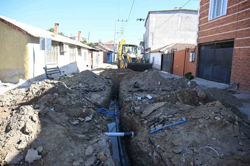 Manisa Büyükşehir Belediyesi ve MASKİ Genel Müdürlüğü, Şehzadeler ilçesine bağlı Yeşilköy Mahallesi’nde yaklaşık 40 yıld