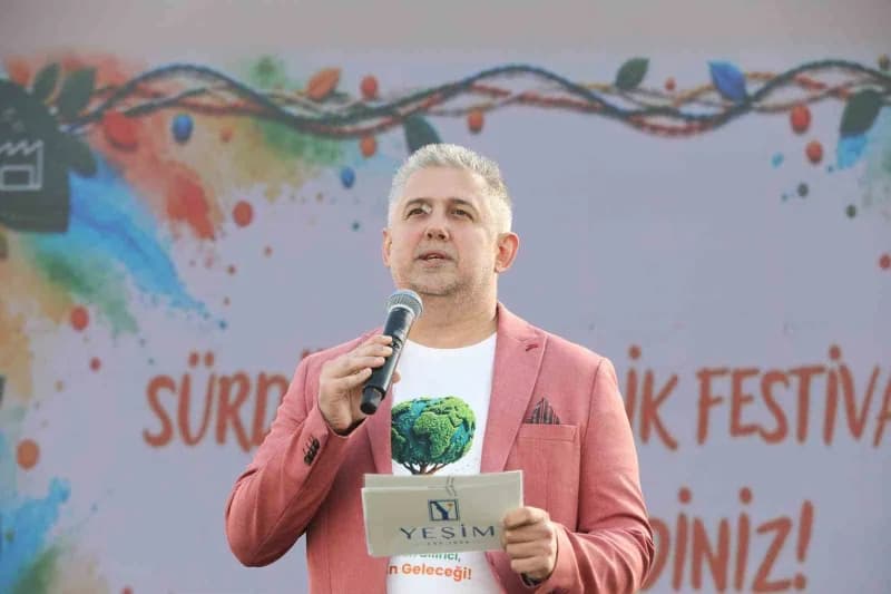 Yeşim Grup Sürdürülebilirlik Direktörü Mutlu Toksöz, "Sizlerle Birlikte birçok farklı başlık altında sürdürülebilirliği