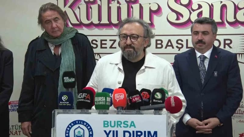 Murat Çeri konuşma yaptı.
