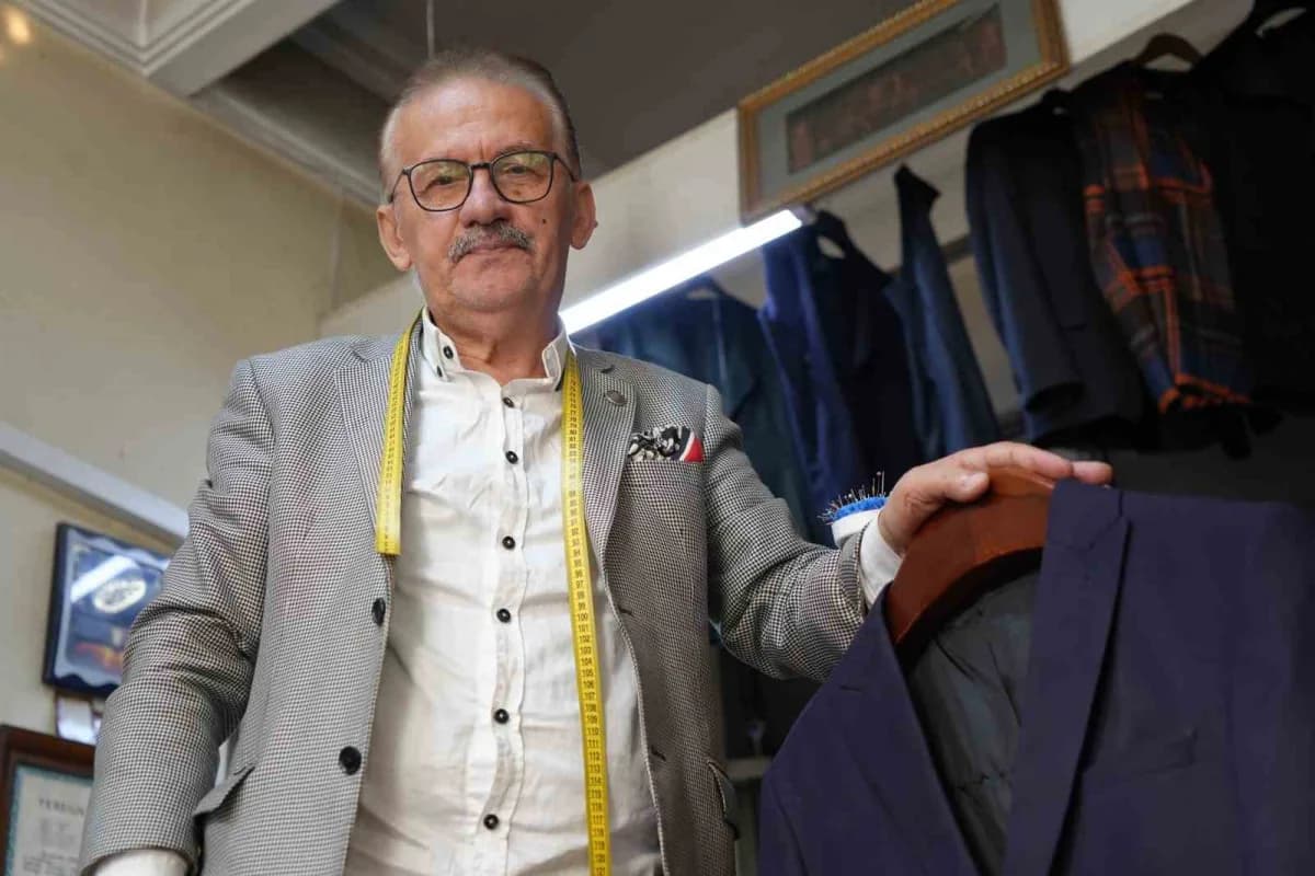 Samsun'da özel dikim yapan Terzi sayısının 3-4 kişiye kadar düştüğünü söyleyen Uzun, "15-20 yıl sonra artık bitmiş olur