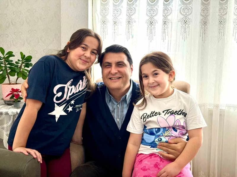 Şehitkamil Belediye Başkanı Umut Yılmaz, 1995 yılında Bingöl’de şehit düşen İsmet Bayındır’ın ve 201