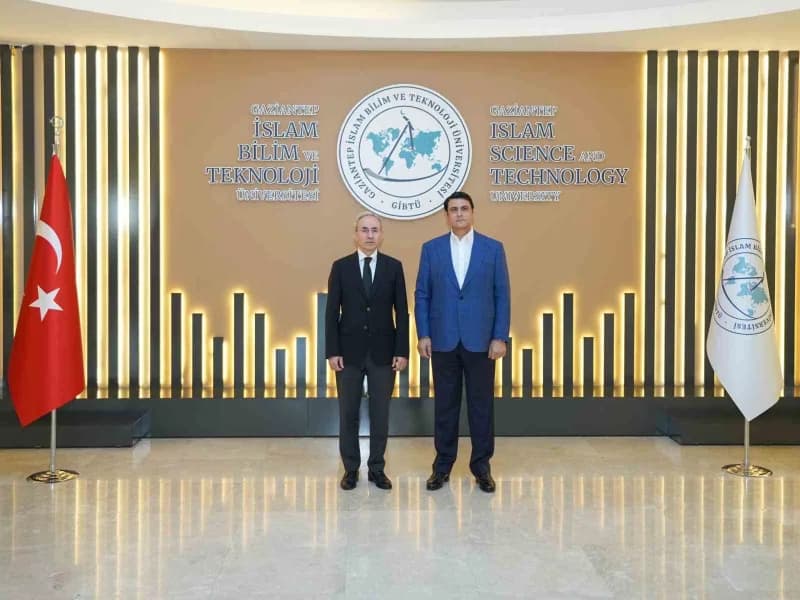 Şehitkamil Belediye Başkanı Umut Yılmaz, Gaziantep İslam Bilim ve Teknoloji Üniversitesi’ni ziyaret