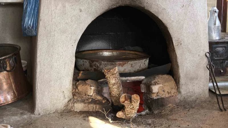 Yozgat'ın Saraykent ilçesine bağlı Atalan Mahallesi'nde pekmez yapım telaşı başladı