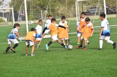 Yunusemre Belediyespor futbolcu seçmeleri için Manisa Tevfik Lav Spor Tesisleri
