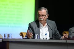 Yunusemre Belediyesi Ekim Ayı Meclis Toplantısı’nda Belediye Başkanı Semih Balaban konuşma yapıyor