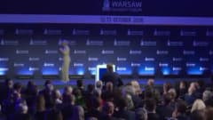 Ukrayna Devlet Başkanı Zelenskiy video konferansla Varşova Güvenlik Forumu’nda konuşuyor