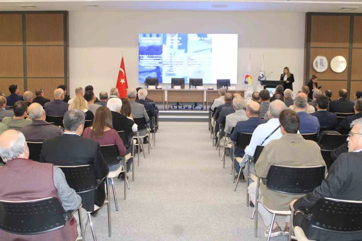Aydın Ticaret Borsası’nın ev sahipliğinde gerçekleştirilen toplantıda ‘sarı altın’ olarak bilinen Ze