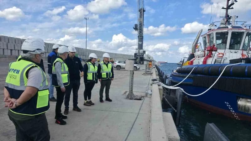 Zonguldak Orman Bölge Müdürlüğü ekipleri ve Eren Enerji yetkilileri enerji santralinde teknik inceleme yapıyor