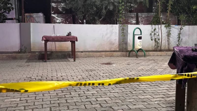 Adana Yüreğir ilçesinde kahvehanede silahlı çatışma sonrası olay yeri