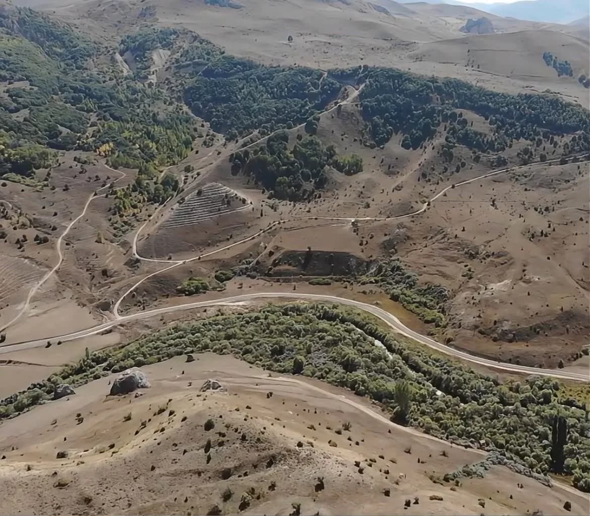 Bayburt’ta ağaçlandırma ve erozyon kontrolü için fidan dikimi yapılan alan