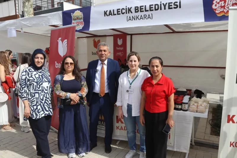 Denizli Çal’ın tarihi ve yöresel ürünlerinin sergilendiği Beypazarı Festivali standı