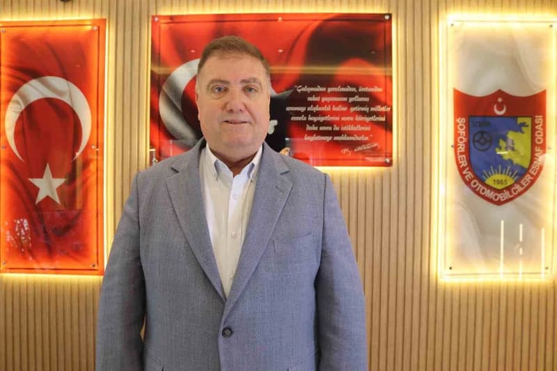 Erkan Özkan, İzmir Şoförler ve Otomobilciler Esnaf Odası Başkanı olarak airbag güvenliği hakkında uyarıda bulunuyor