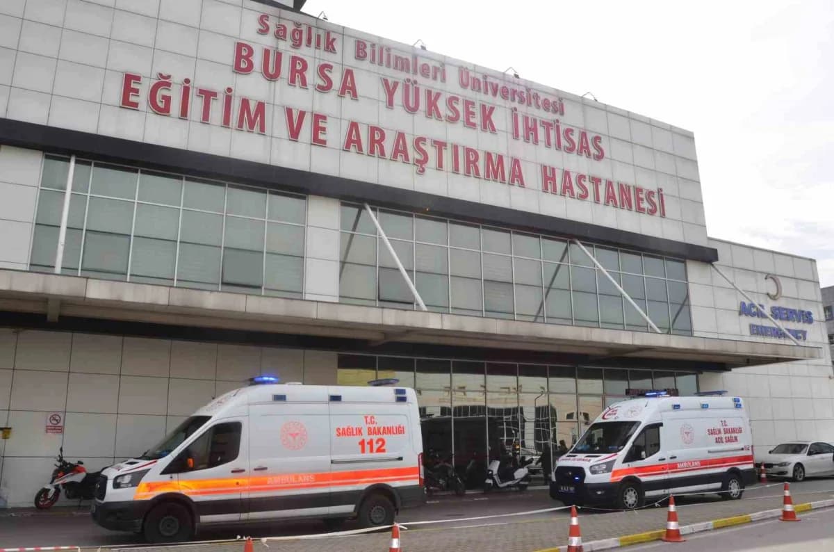 Nöroloji uzmanı Doç. Dr. Nilüfer Büyükkoyuncu Pekel açıklama yaparken