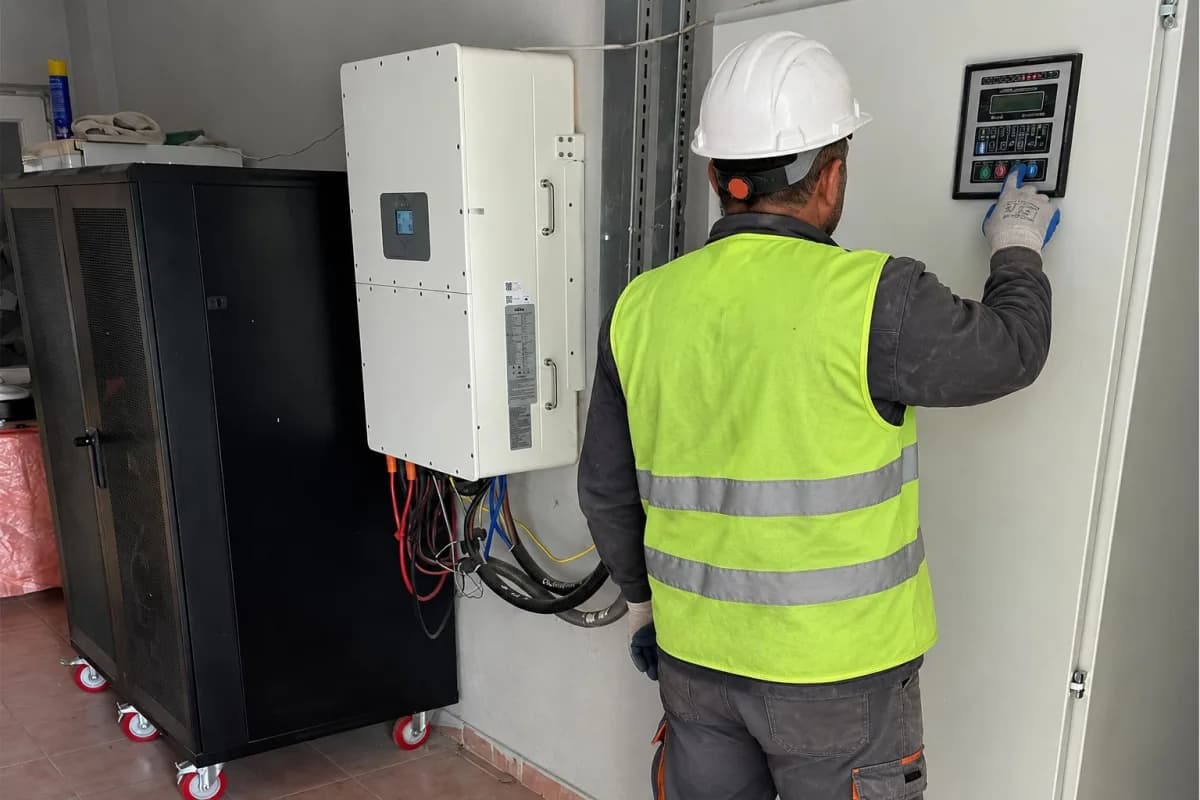 Mahmudiye Köyü Tarımsal Kalkınma Kooperatifinde kurulan güneş enerji panelleri