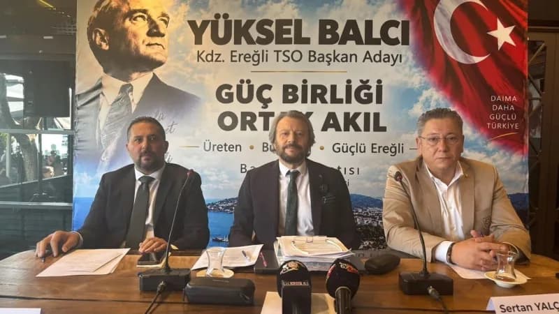 Yüksel Balcı basın toplantısında Karadeniz Ereğli'nin kalkınma planını açıklıyor