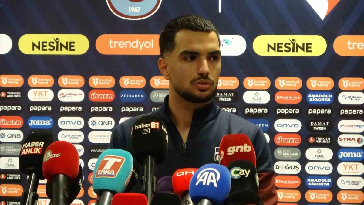 Melih Kabasakal maç sonrası basın açıklaması yaparken