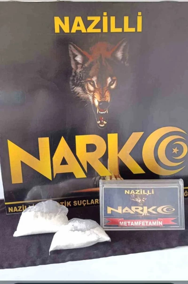 Nazilli’de ele geçirilen 756 gram metamfetamin ve narkotik ekipleri