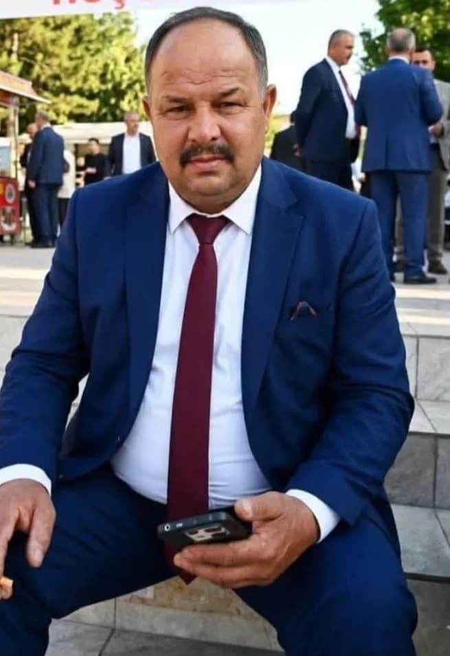 Mersin'de polisin operasyon yaptığı sokakta rehin alınan çocuk kurtarılırken zanlı gözaltına alındı