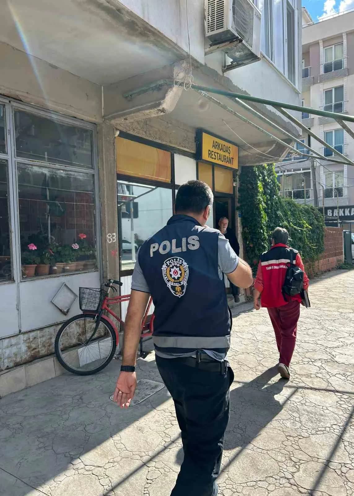 Tekirdağ Muratlı’da gıda denetimi yapan Tarım ve Orman Müdürlüğü ile İlçe Emniyet Müdürlüğü ekipleri